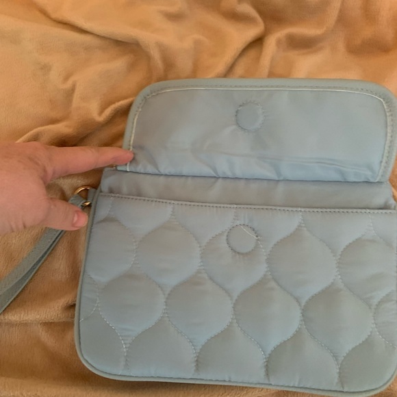 Cynthia Rowley wristlet - Picture 3 of 6